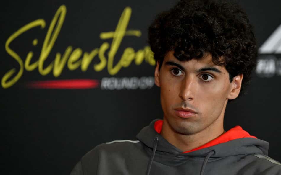 Gabriel Bortoleto em coletiva no GP da Inglaterra pela F1 2026