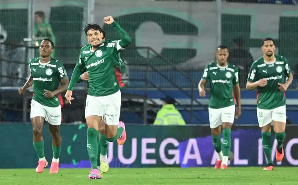 Gustavo Gómez comemorando gol que deu a classificação ás quartas de final da Libertadores ao Palmeiras