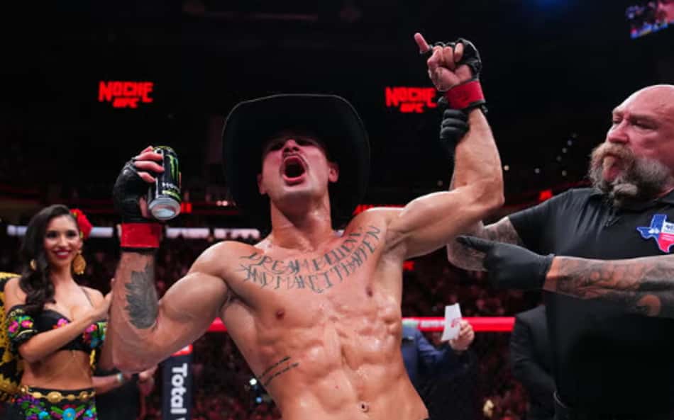 Diego Lopes na vitória sobre Jean Silva no Noche UFC. (Foto: Cooper Neill/Zuffa LLC)