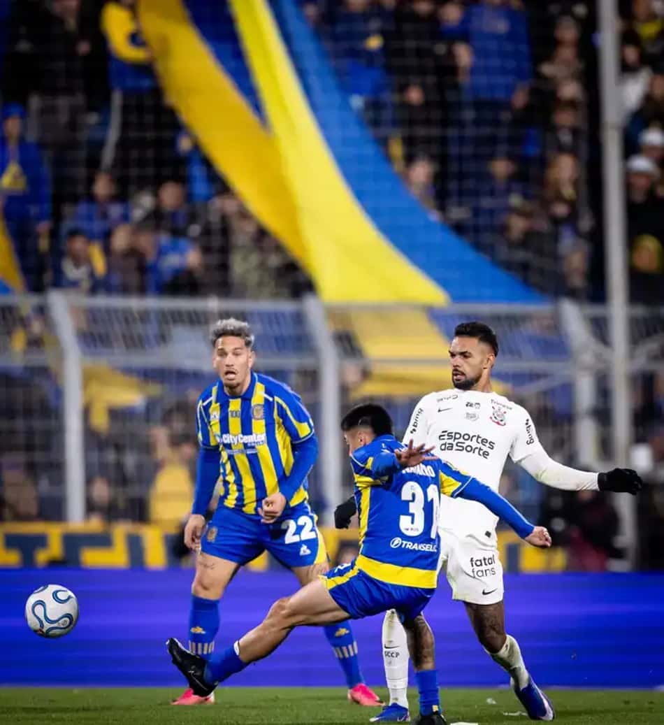 Confronto entre Corinthians e Rosario Central terminou sem gols na Argentina