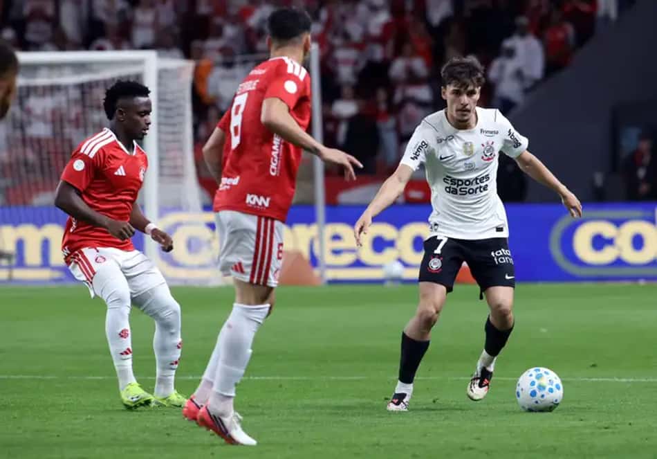 Internacional venceu o Corinthians por 2 a 0 pelas oitavas de final da Copa do Brasil 
