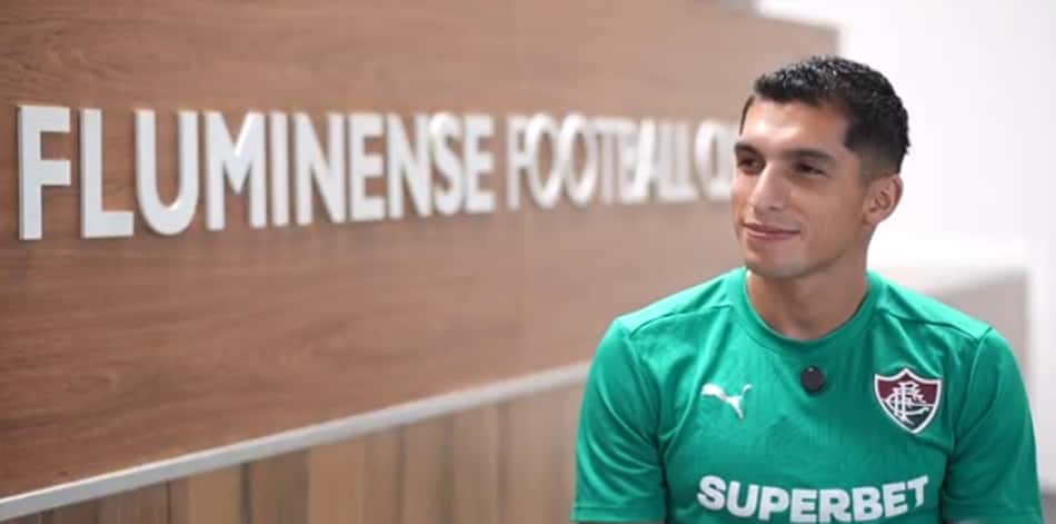 Kevin Serna em entrevista ao Lance! no CT do Fluminense