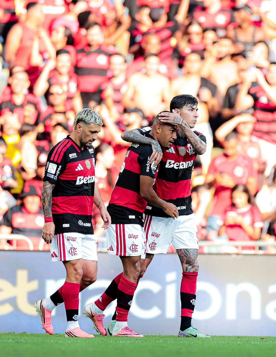 Flamengo está enfrentando o Botafogo pelo Campeonato Brasileiro