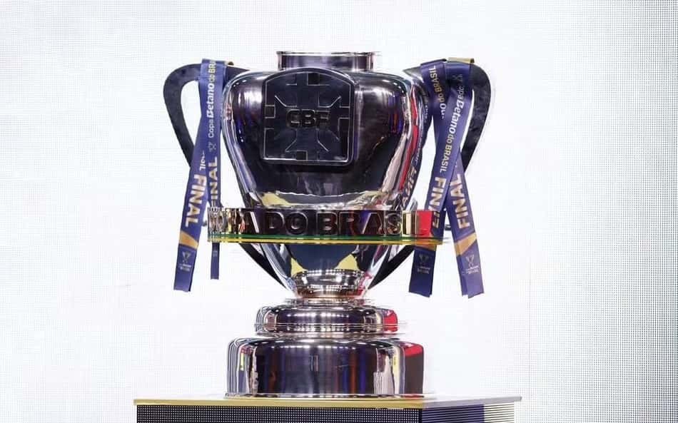 Troféu da Copa do Brasil (Foto: Divulgação)