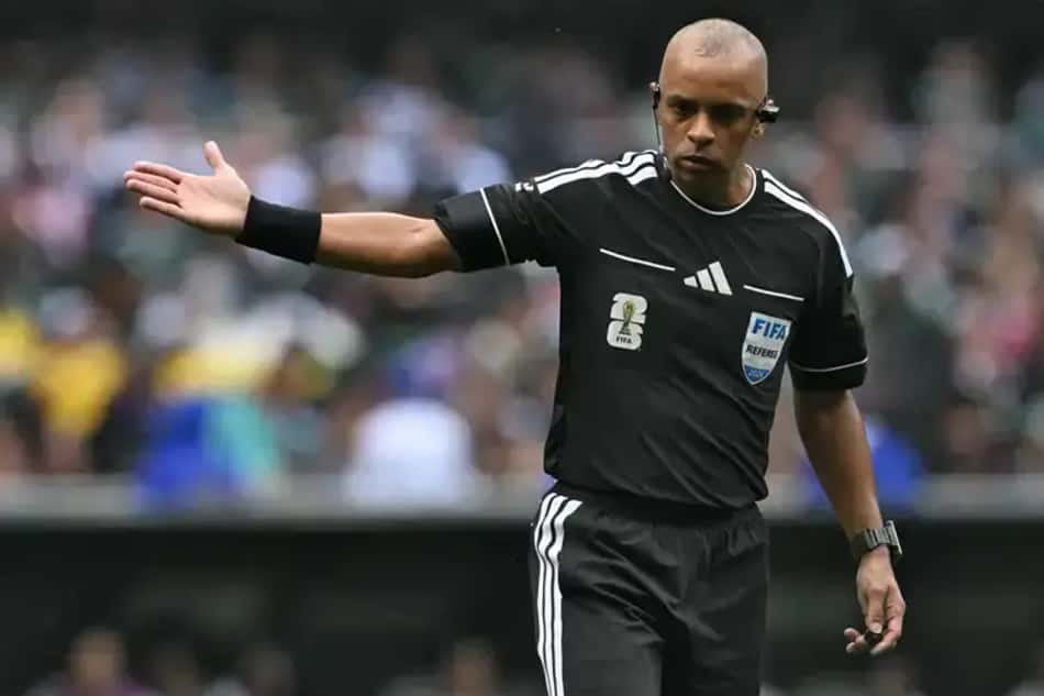 Regras de arbitragem utilizadas na Copa do Mundo serão aplicadas também no Brasileirão