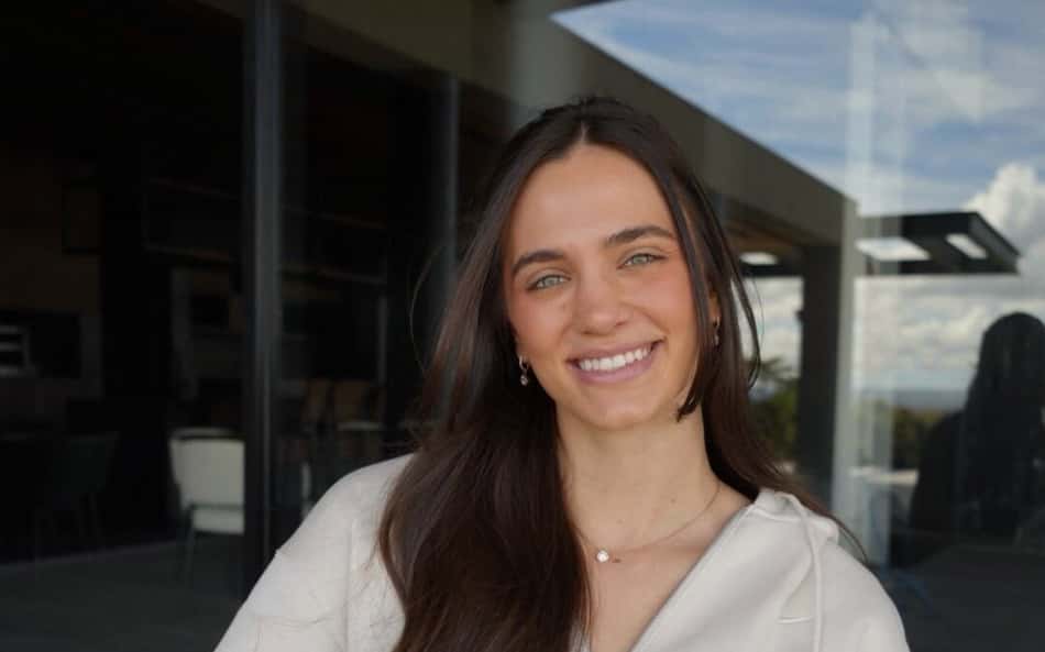 Um mês após cirurgia, Julia Kudiess detalha recuperação