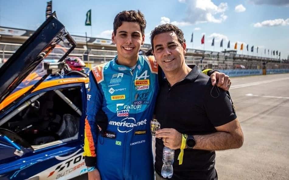 Exclusivo: pai de Bortoleto, Lincoln Oliveira rebate acusações sobre gestão da Stock Car