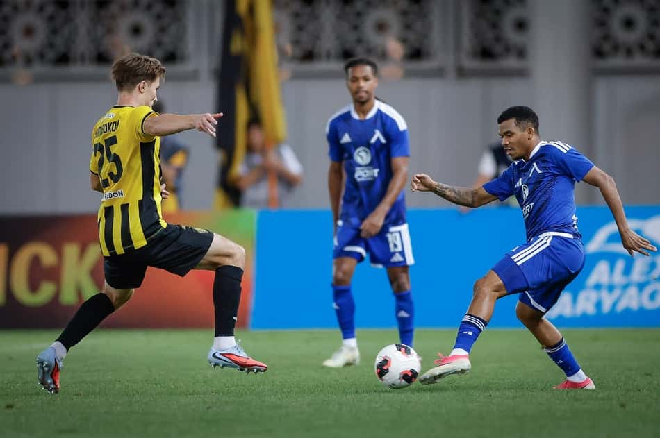 Maicon Araujo em ação pelo Levski Sofia