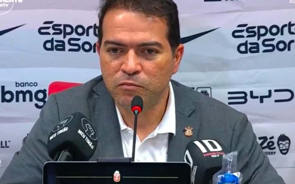 Marcelo Paz durante pronunciamento após derrota do Corinthians. (Reprodução/sportv)