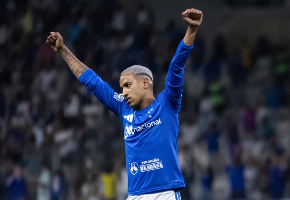Matheus Pereira comemora gol em Cruzeiro x Flamengo no Mineirão pelo Brasileirão