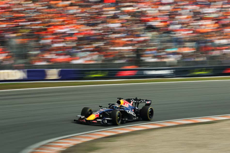 Max Verstappen em ação no GP da Holanda pela F1 2026