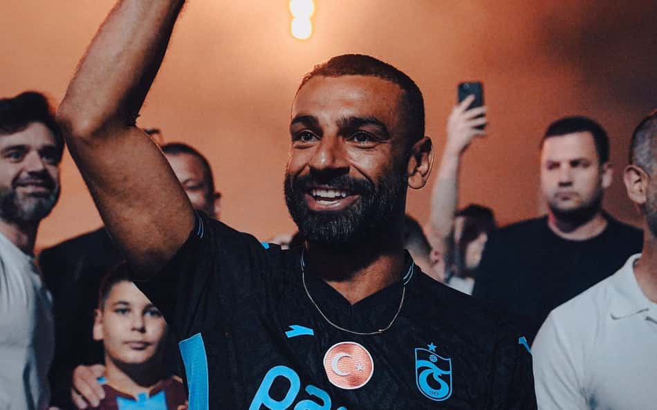 Mohamed Salah foi anunciado pelo Trabzonspor