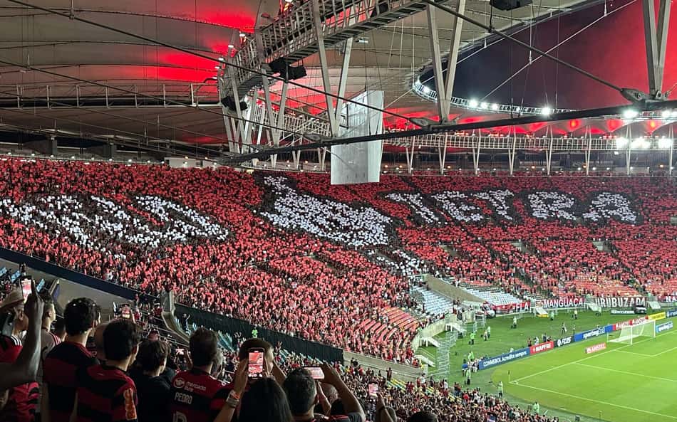 Mosaico da torcida do Flamengo contra o Central Córdoba