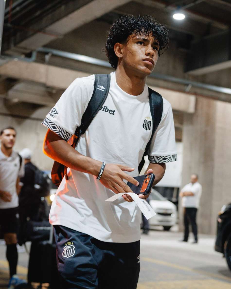 Nadson durante partida do Santos pela Copa do Brasil. (Foto: Raul Baretta/ Santos FC)