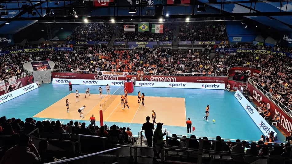 Pinheiros x Osasco pelo Campeonato Paulista no Ginásio José Liberatti, casa osasquense