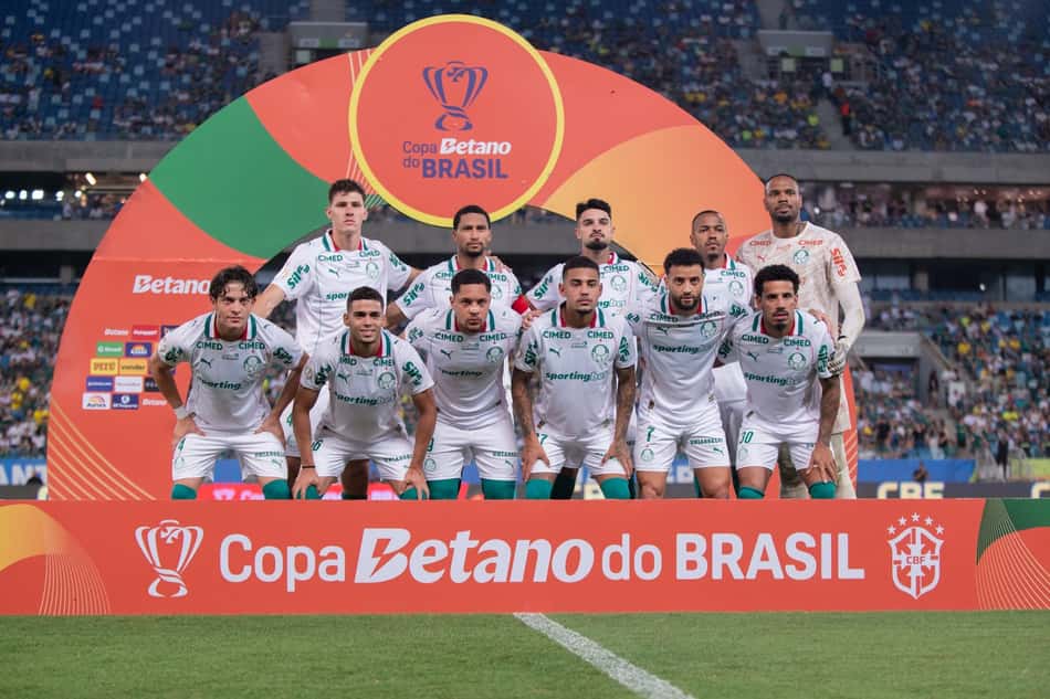 Time do Palmeiras antes do jogo contra o Fortaleza pela Copa do Brasil