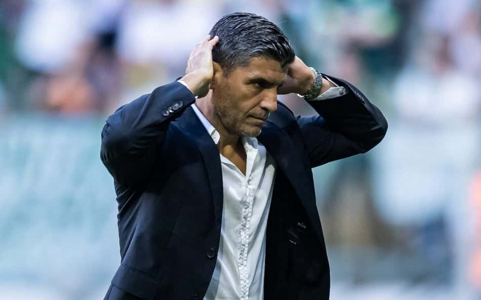 Pedro Emanuel lamente lance em Vasco e Palmeiras