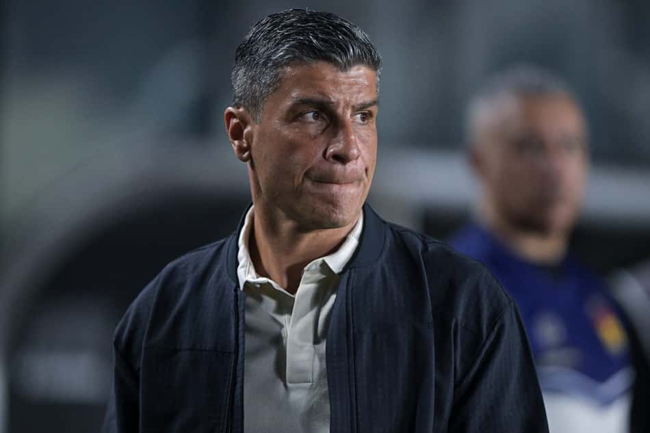 Pedro Emanuel em Vasco 3x1 Cruzeiro pelo Brasileirão