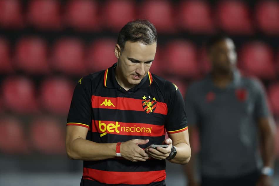 Futebol: Matheus Souto Maior, presidente do Sport, durante a partida contra o CRB, na Ilha do Retiro, pelo Brasileirão Série B 2026