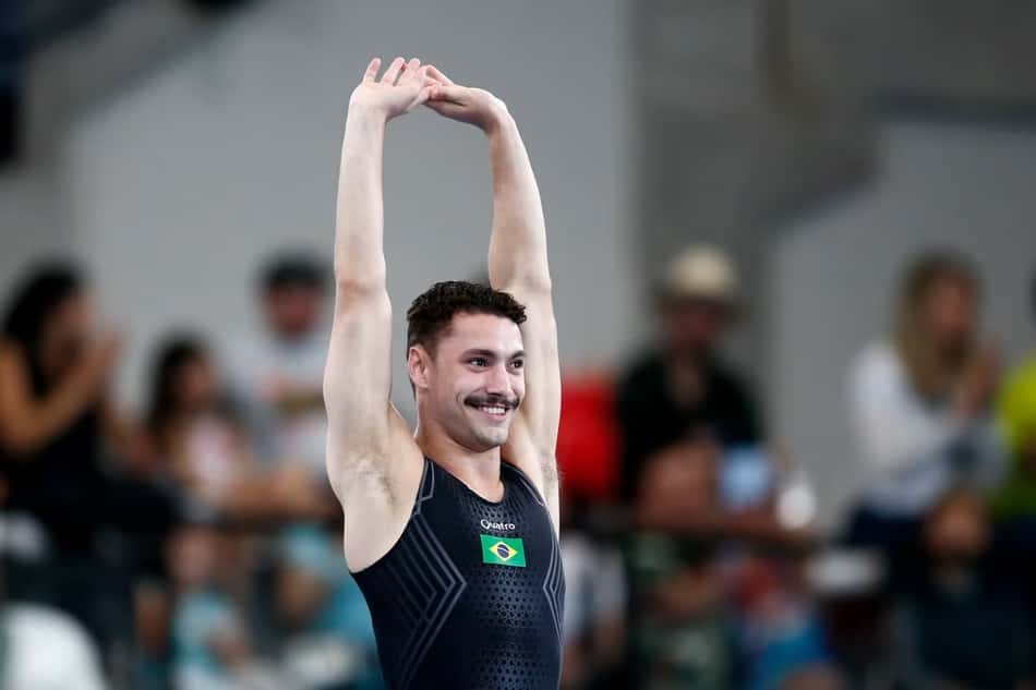 Rayan Dutra representou o Brasil na ginástica de trampolim nos Jogos Olímpicos de Paris