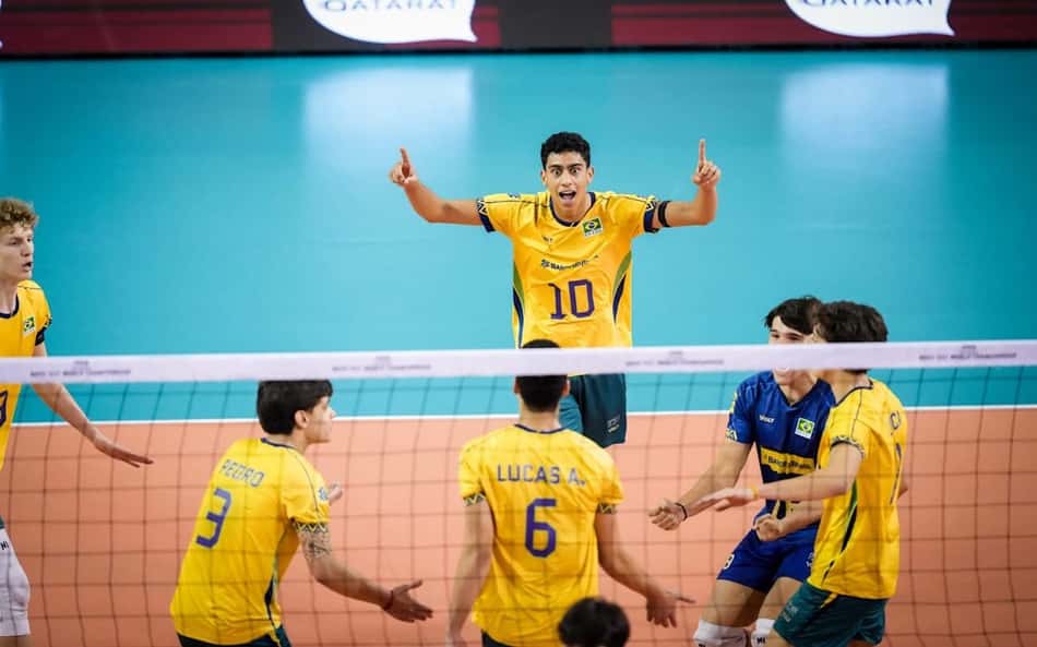 Seleção Brasileira masculina sub-17 comemora ponto sobre a Argentina na disputa pelo bronze do Mundial