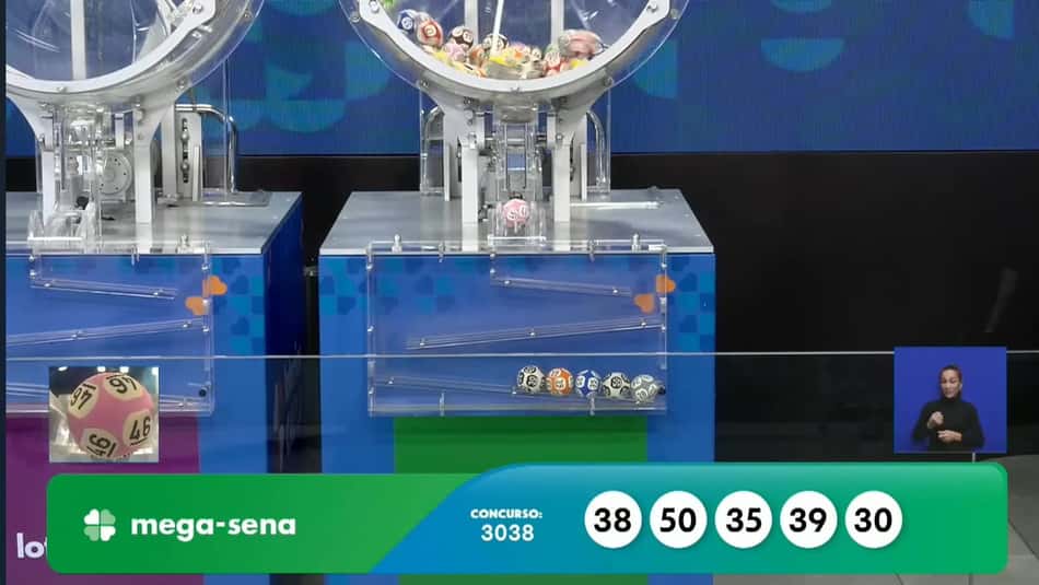 Captura de tela do sorteio da Mega Sena no YouTube da Caixa Econômica Federal.