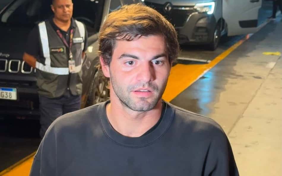 Sosa durante desembarque no Rio de Janeiro