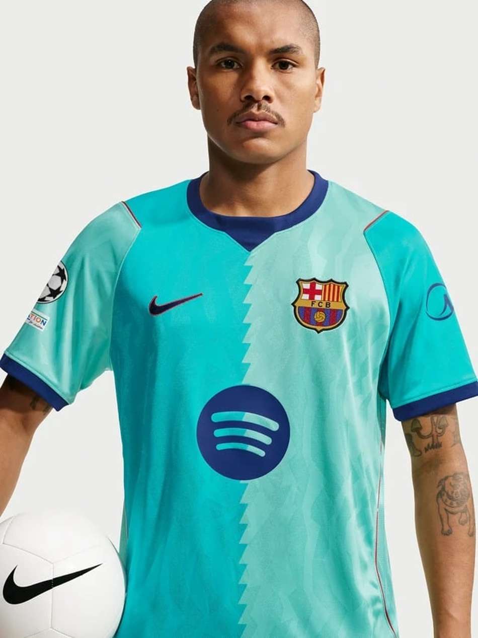 Novo terceiro uniforme do Barcelona