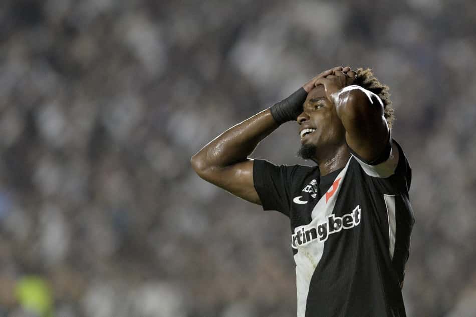Thiago Mendes lamenta empate do Vasco contra o Olimpia pela Sul-Americana