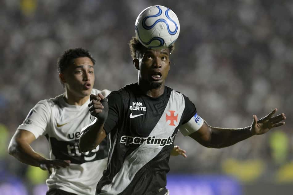Thiago Mendes lamenta empate do Vasco contra o Olimpia pela Sul-Americana
