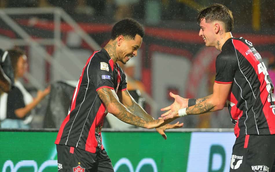 O Vitória venceu o Botafogo por 1 a 0 pelo Brasileirão