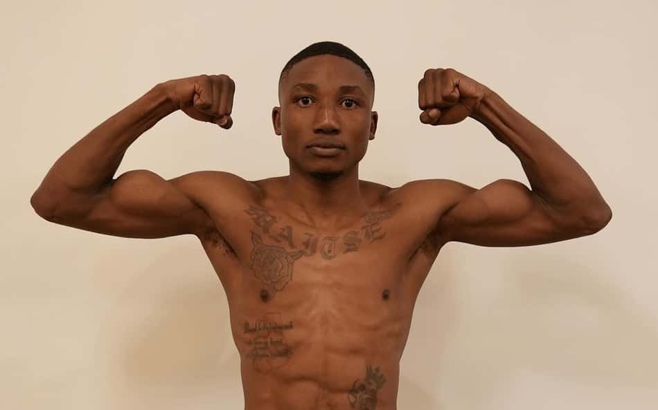 Bicampeão mundial de boxe é assassinado na África do Sul