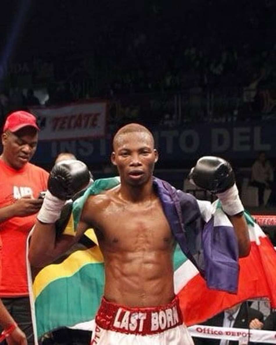 O sul-africano Zolani Tete era bicampeão mundial de boxe