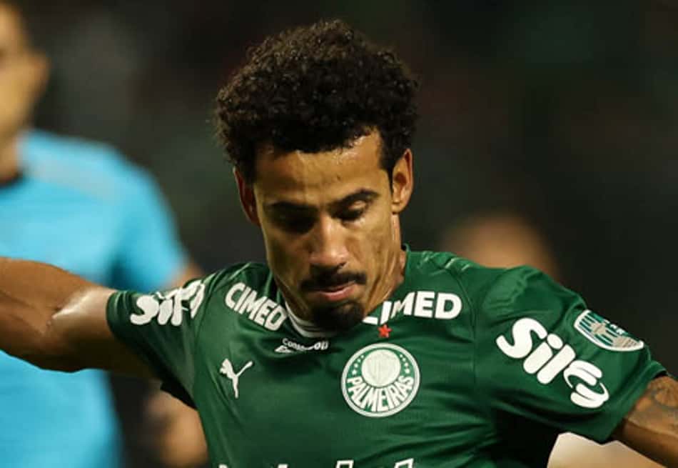 O jogador Lucas Evangelista atuando com a camisa do Palmeiras - (Foto: Cesar Greco/Palmeiras/by Canon)