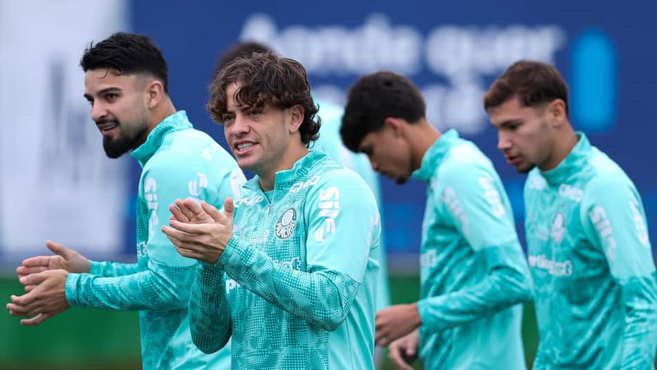 Agustín Giay e Flaco López durante treinamento, na Academia de Futebol - (Foto: Cesar Greco/Palmeiras/by Canon)