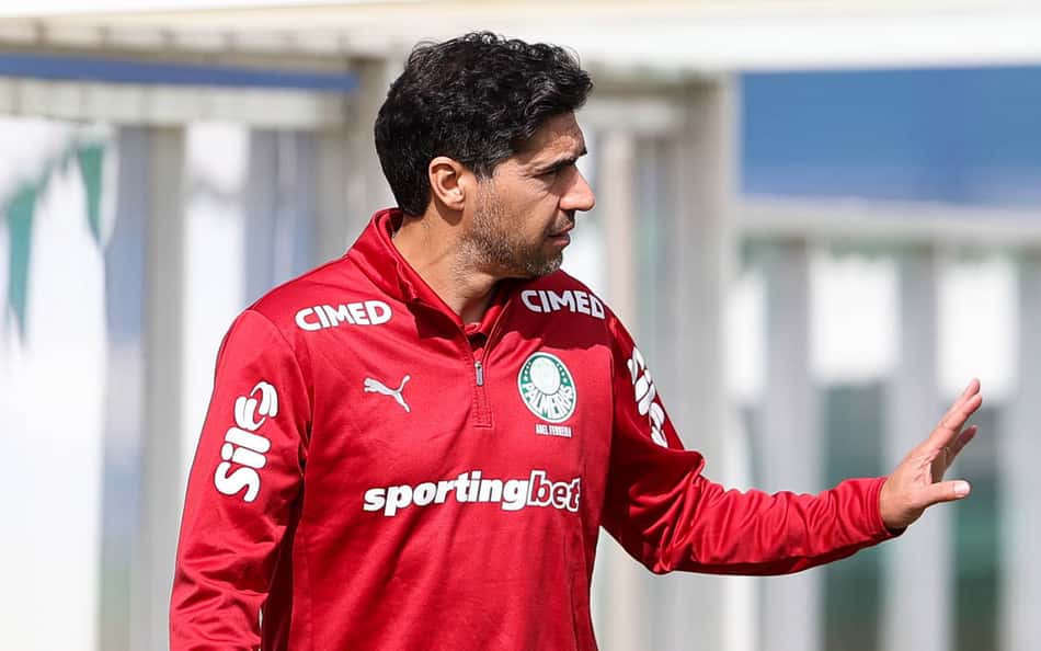O técnico Abel Ferreira durante treinamento, na Academia de Futebol. (Foto: Cesar Greco/Palmeiras/by Canon)