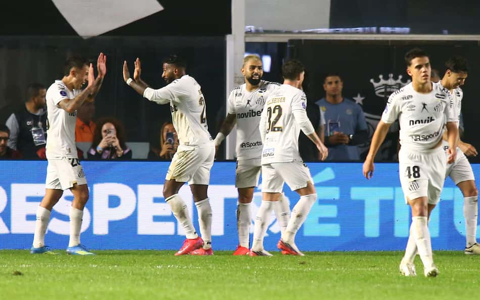 Santos comemora gol marcado