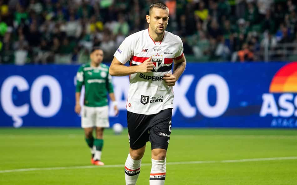 Rafael Tóloi contra o Palmeiras