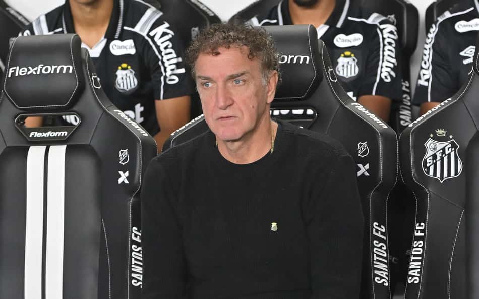 Cuca treinador do Santos desde março de 2026.