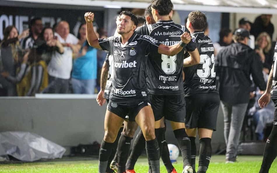 Santos comemora