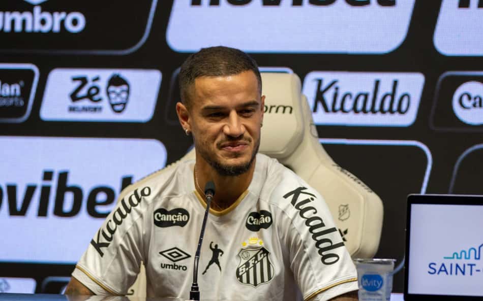Coutinho comenta parceria com Neymar e celebra volta ao futebol: 'Me sinto forte'