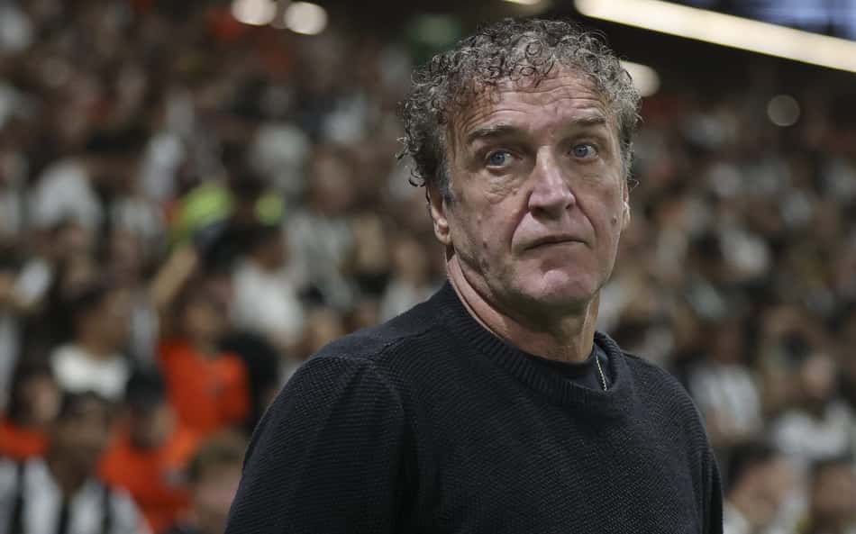 Cuca, técnico do Santos