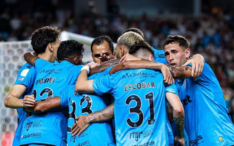 Elenco do Santos durante comemoração