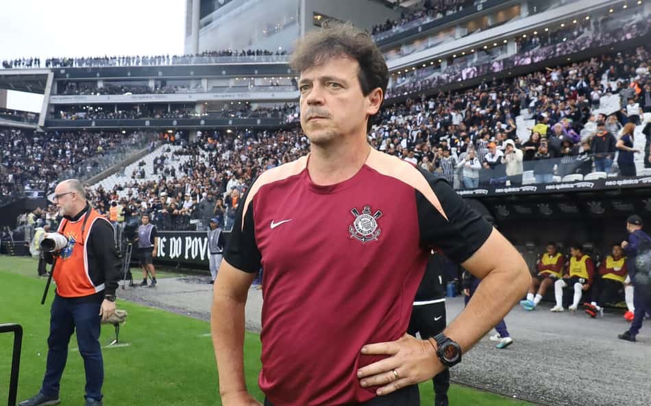 Fernando Diniz, treinador do Corinthians.