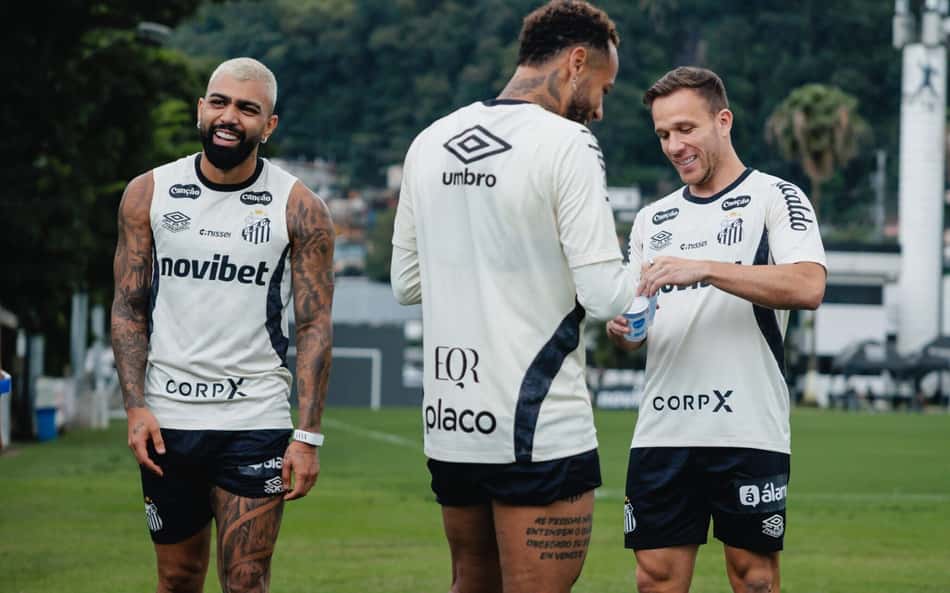 Santos realiza último treino para clássico, com Neymar e Arthur juntos pela primeira vez