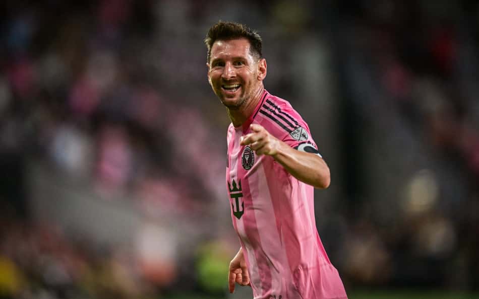Lionel Messi comemora gol pelo Inter Miami contra o Orlando City pela MLS, em Miami. (Foto: Giorgio Viera/AFP)