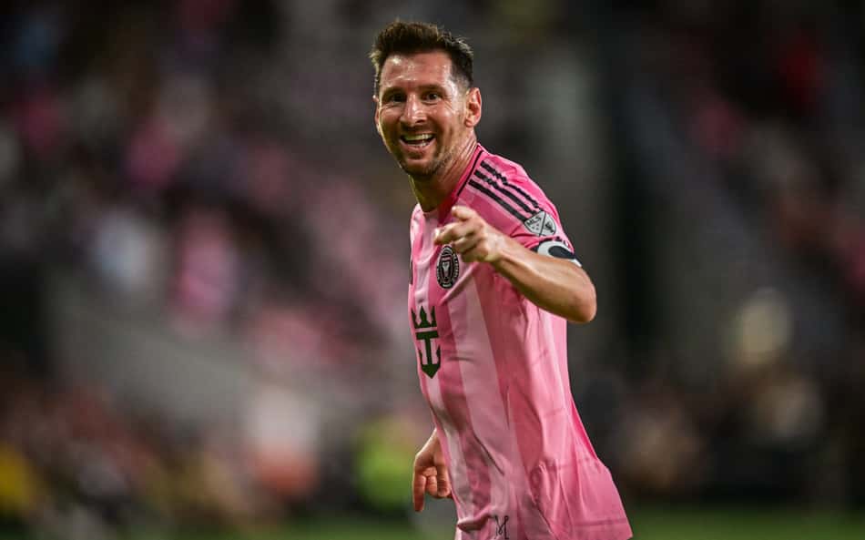 Lionel Messi comemora gol pelo Inter Miami contra o Orlando City pela MLS, em Miami. (Foto: Giorgio Viera/AFP)
