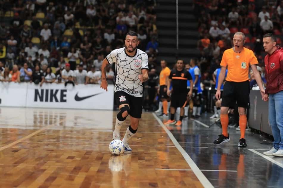 Allan Barreto durante partida do Corinthians