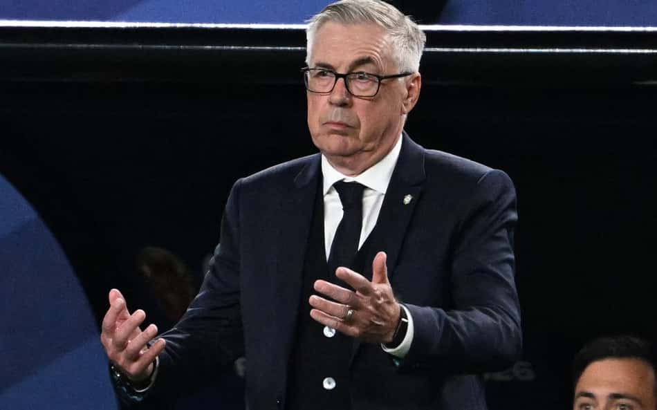 Ancelotti durante Brasil x Haiti