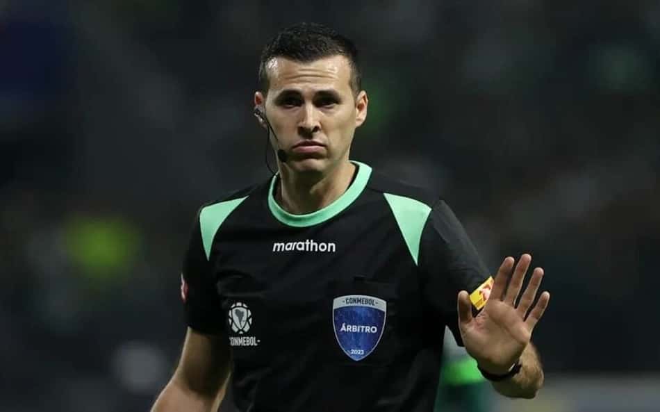 Árbitro uruguaio Andrés Matonte